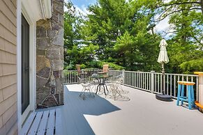 Hudson River Views: Briarcliff Manor Home w/ Deck