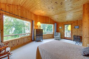 Tahuya Cabin: Hood Canal + Olympic Mountain Views!