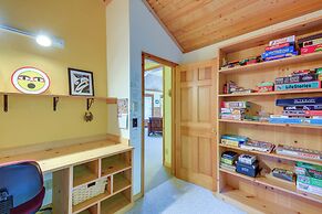 Tahuya Cabin: Hood Canal + Olympic Mountain Views!