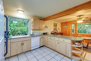 Tahuya Cabin: Hood Canal + Olympic Mountain Views!