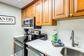 Gatlinburg Condo w/ Smoky Views: Walk to Town!