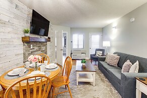 Gatlinburg Condo w/ Smoky Views: Walk to Town!