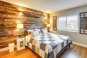 Gatlinburg Condo w/ Smoky Views: Walk to Town!