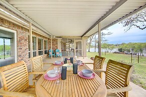 Mineola Lake House w/ Dock & Fire Pit!
