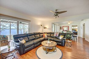 Mineola Lake House w/ Dock & Fire Pit!