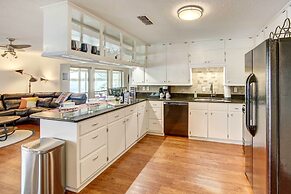 Mineola Lake House w/ Dock & Fire Pit!