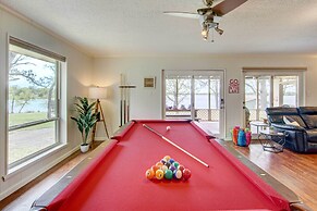 Mineola Lake House w/ Dock & Fire Pit!