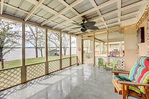 Mineola Lake House w/ Dock & Fire Pit!
