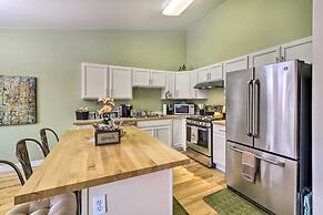 Stunning Anchorage Townhome ~ 5 Mi to Dtwn!