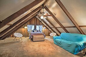 Douglas Lake Cabin w/ Mountain-view Deck & Grill