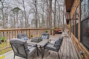 Douglas Lake Cabin w/ Mountain-view Deck & Grill