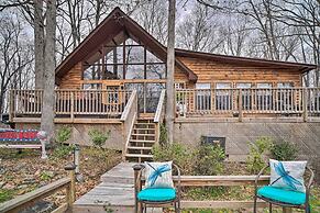 Douglas Lake Cabin w/ Mountain-view Deck & Grill