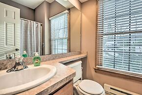 Tannersville Cozy Home w/ Deck, 1 Mi to Camelback!