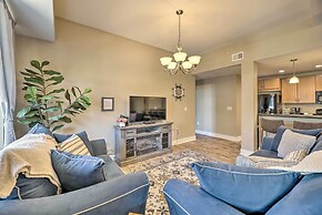 Grand Haven Condo - Walk to Nearby Hot Spots!