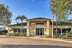 Kissimmee Condo w/ Resort Perks - 5 Mi to Disney!
