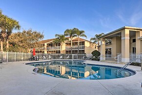 Kissimmee Condo w/ Resort Perks - 5 Mi to Disney!