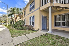 Kissimmee Condo w/ Resort Perks - 5 Mi to Disney!