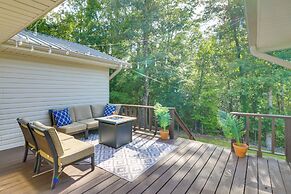 Waterfront Greers Ferry Lake Vacation Rental!