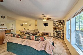 Family-friendly Home w/ Deck by Rainbow Springs!