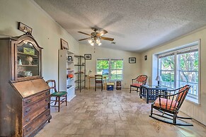 Family-friendly Home w/ Deck by Rainbow Springs!
