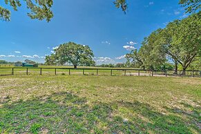 Family-friendly Home w/ Deck by Rainbow Springs!