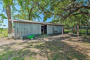 Family-friendly Home w/ Deck by Rainbow Springs!