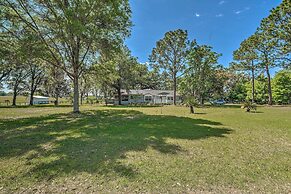 Family-friendly Home w/ Deck by Rainbow Springs!