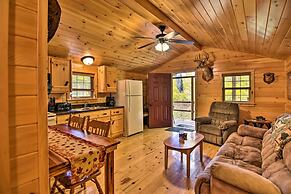 Hooah Cabin Retreat w/ Grill & Step-free Access