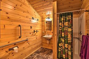 Hooah Cabin Retreat w/ Grill & Step-free Access