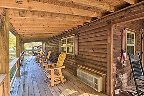 Hooah Cabin Retreat w/ Grill & Step-free Access
