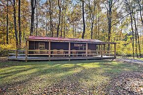 Hooah Cabin Retreat w/ Grill & Step-free Access