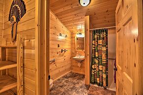 Hooah Cabin Retreat w/ Grill & Step-free Access
