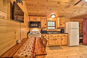 Hooah Cabin Retreat w/ Grill & Step-free Access