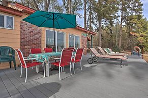 Lakeside Pleasure Island Cabin w/ Deck & Gas Grill