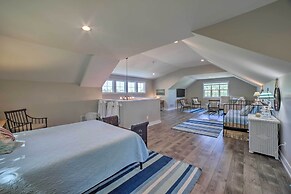 Bright & Airy Home: Chef's Kitchen & Pro Decor!