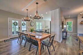 Bright & Airy Home: Chef's Kitchen & Pro Decor!