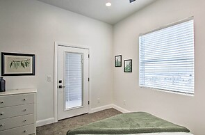 Modern Mountain Escape Near Slopes, Lakes & Trails