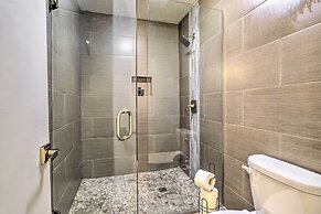 Sleek Rancho Mirage Villa: Patio, Pool, Golf!