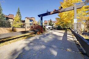 Cozy Ski-in/ski-out Breckenridge Condo: Mtn Views!