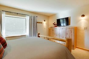 Cozy Ski-in/ski-out Breckenridge Condo: Mtn Views!