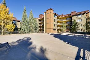 Cozy Ski-in/ski-out Breckenridge Condo: Mtn Views!