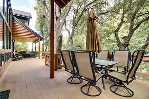 Spacious Pine Mountain Club Cabin w/ Fire Pit