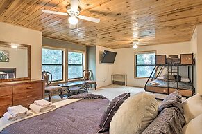 Spacious Pine Mountain Club Cabin w/ Fire Pit
