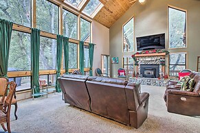 Spacious Pine Mountain Club Cabin w/ Fire Pit