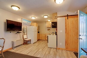 Private Duck Creek Apartment Near Entertainment!