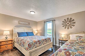 Deck & Game Room: Home in Pennsylvania Countryside