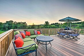 Deck & Game Room: Home in Pennsylvania Countryside