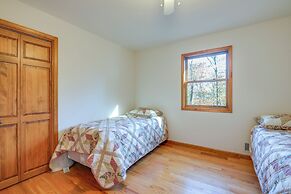 Benton Home on 50 Acres w/ Private Deck & Views!