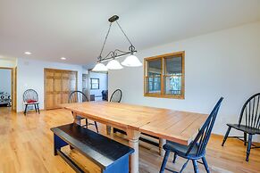 Benton Home on 50 Acres w/ Private Deck & Views!