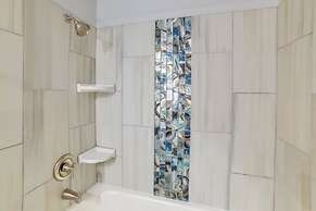 Maalaea Condo w/ Pool Access - Walk to Beach!